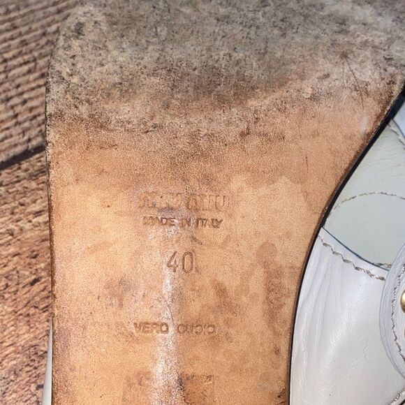 Miu Miu cream Kitten Heel Gold Studded Slip On Sandals Sz 40 - Picture 8 of 15